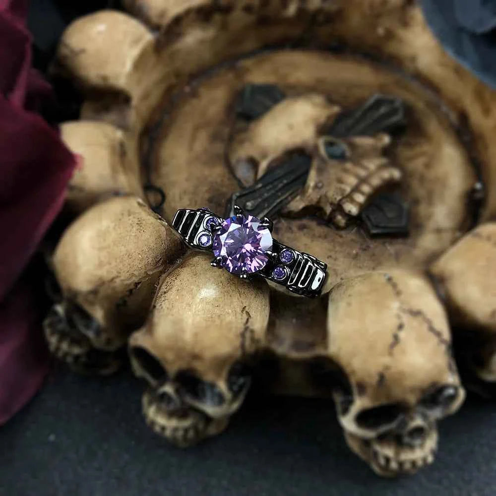 Retro Punk Skull Gothic Ring β Unisex Black & Gold Halloween Jewelry for Men & Women