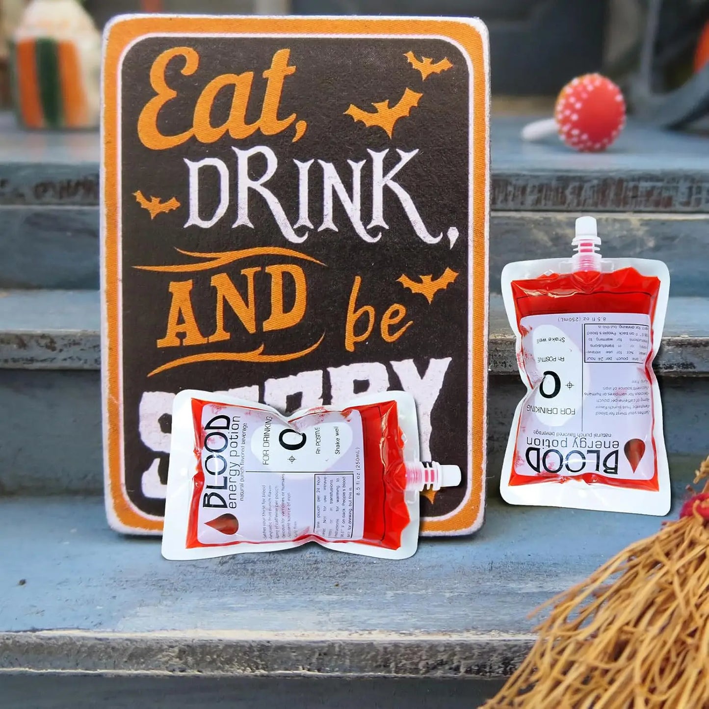 1Pcs Halloween Cosplay Drink Container Vampire Blood Pouch Props Zombie Beverage Drinks Bags Food Class PVC Water Bottle Decors