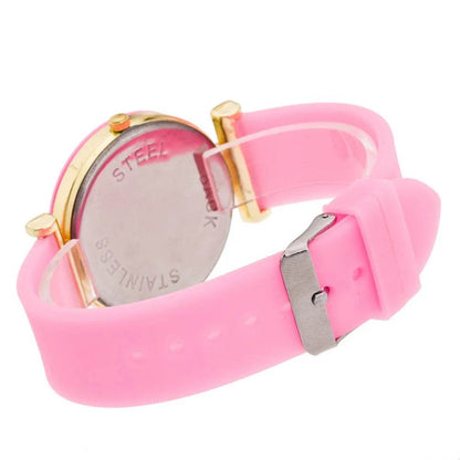 Simple Black/White Quartz Watches for Women - Minimalist Big Dial Fashion Watch with Silicone Strap - BON's