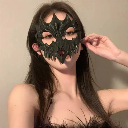 Halloween Skull Half-Face Mask – Unisex Costume Prop | Animal Bone Design for Cosplay, Party & Performance
